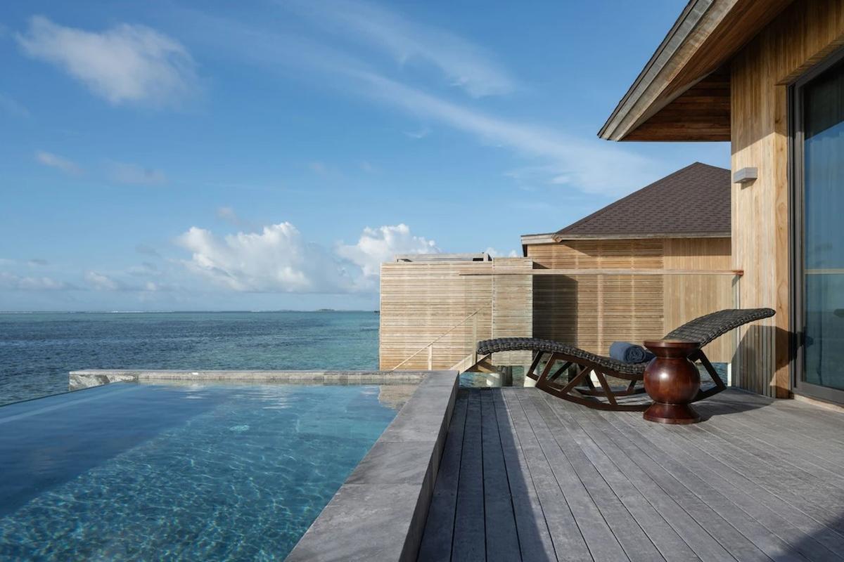 ホテル Madifushi Private Island ミーム環礁 エクステリア 写真